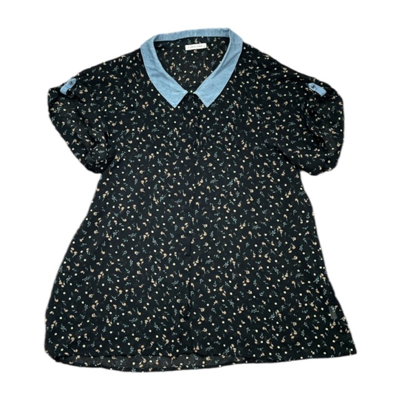 Lowry’s Farm Japanese Brand Black Floral Top Size Medium - Picture 1 of 9